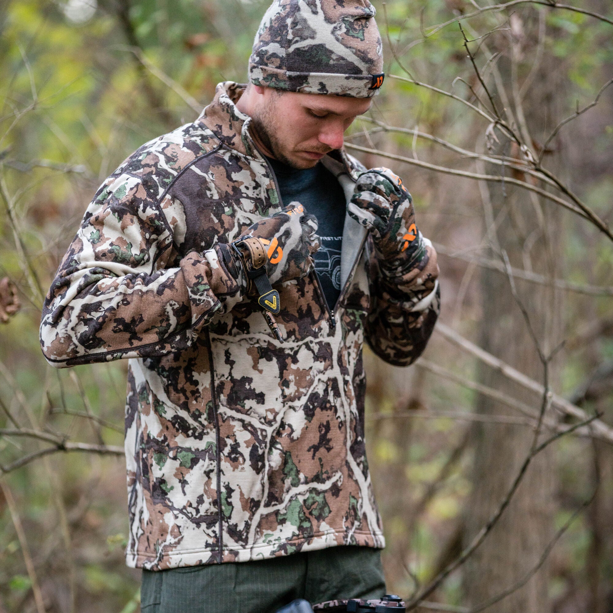 Men’s Furnace Quarter Zip - Image 5